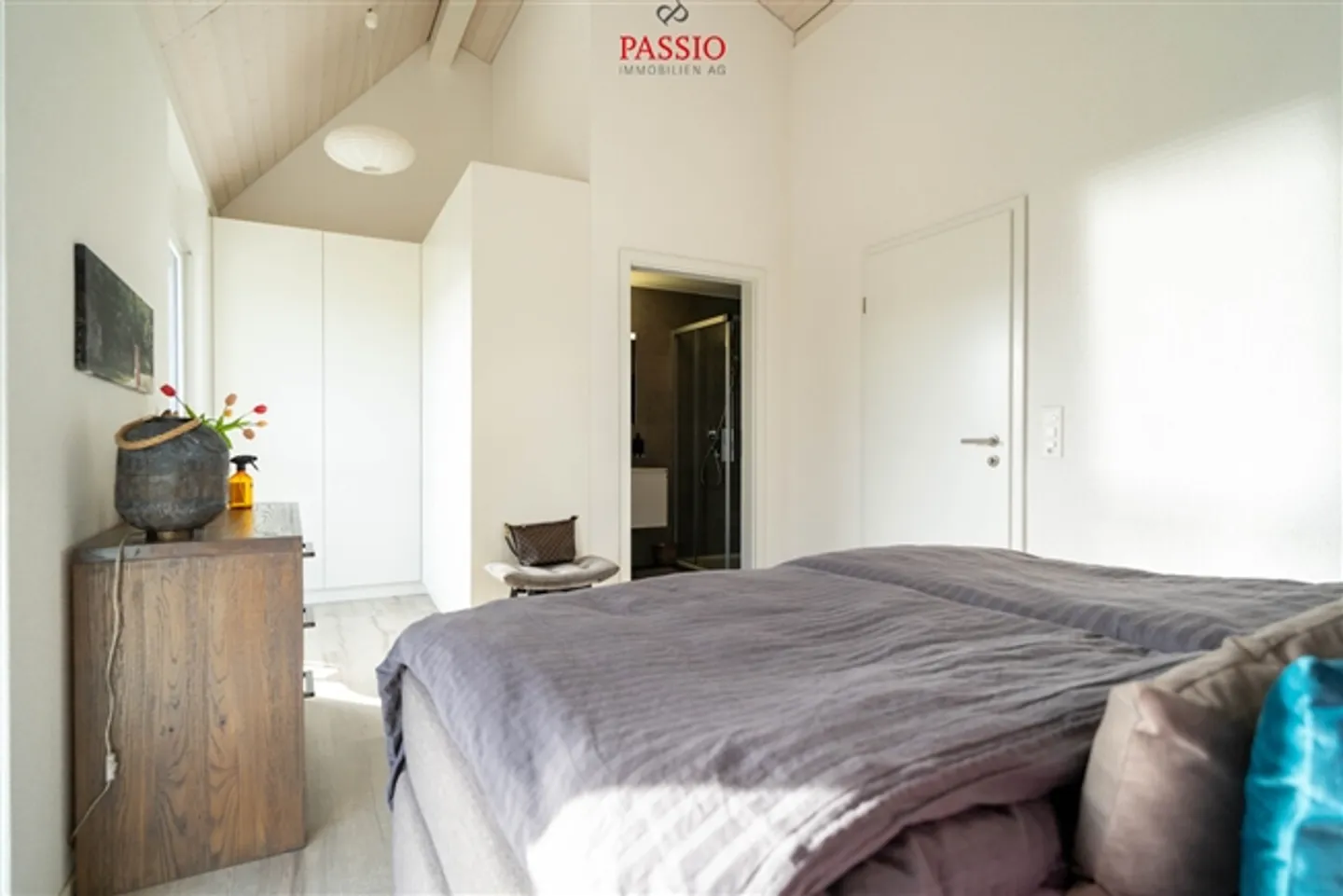 4.5-Room End Row House with Pool & High-Quality Finish Near the Lake - Photo 20 of 20