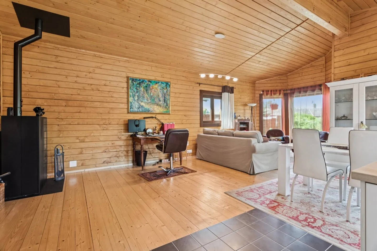 Nuova casa in legno massello a 50m dal lago di Neuchâtel - Foto 10 di 14