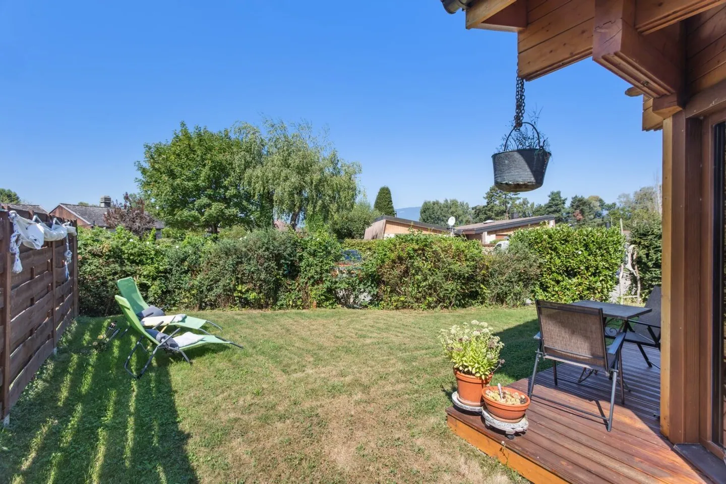 Nuova casa in legno massello a 50m dal lago di Neuchâtel - Foto 13 di 14