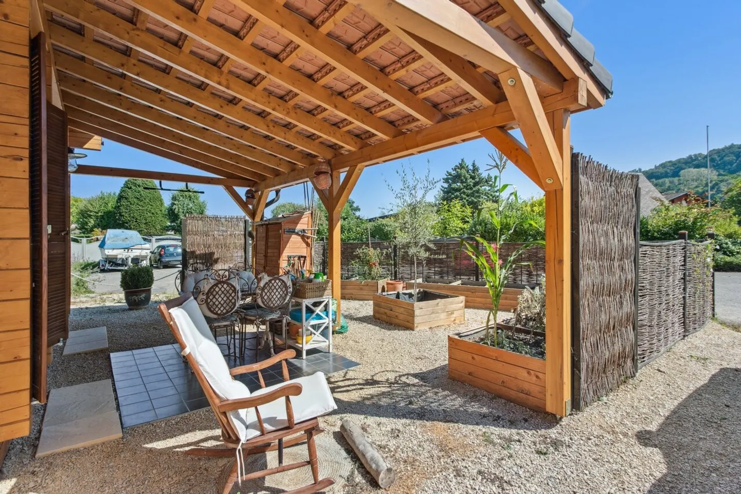 Nuova casa in legno massello a 50m dal lago di Neuchâtel - Foto 14 di 14