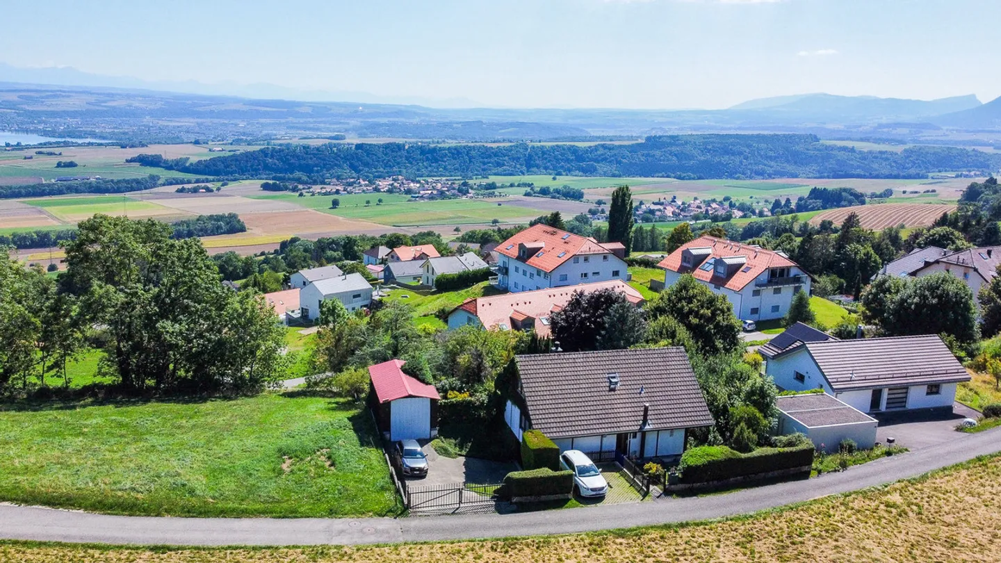 Casa unifamiliare con 5,5 stanze su un terreno di 1'127 m2 con una vista magnifica - Foto 22 di 24
