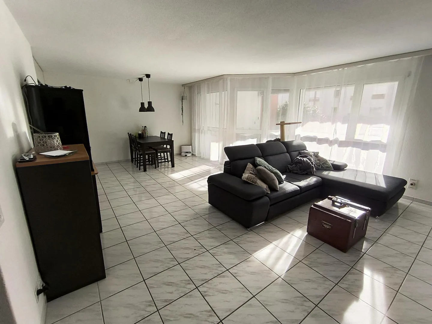 Vivre dans le meilleur emplacement! - Photo 2 sur 8