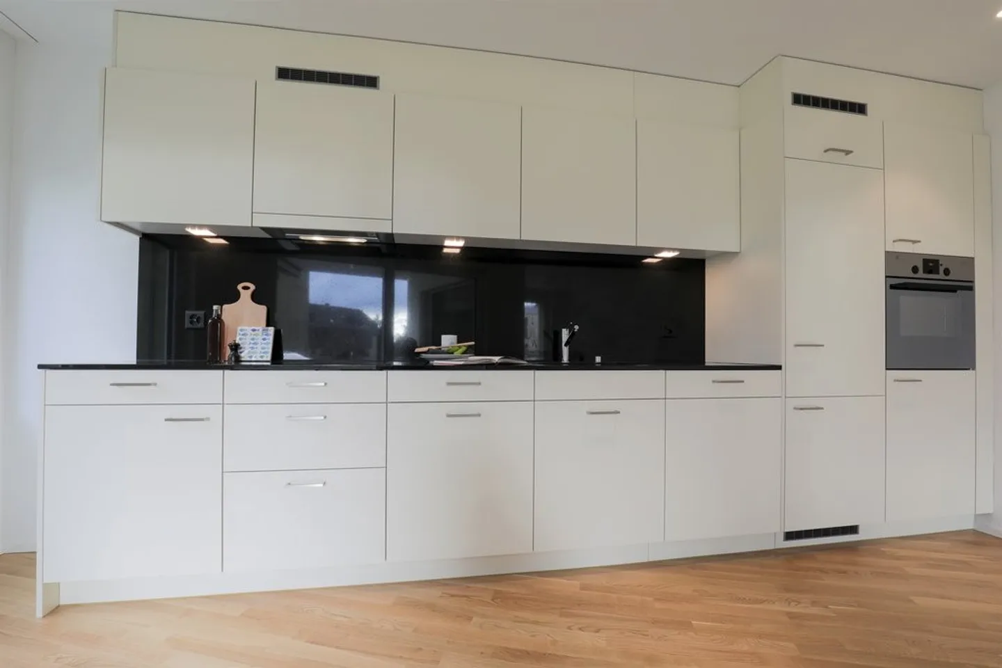 Apartment for rent - Photo 4 of 10