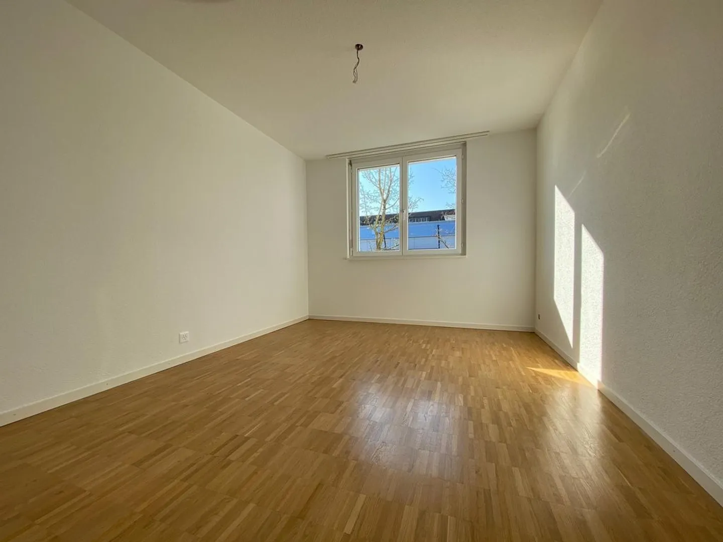 Apartment for rent - Photo 5 of 10