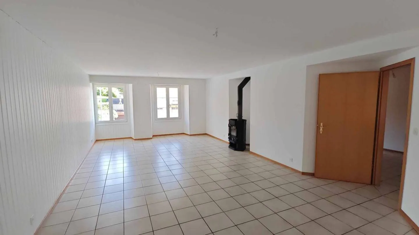Spacious 4.5-room apartment 125 m2 - Photo 5 of 13