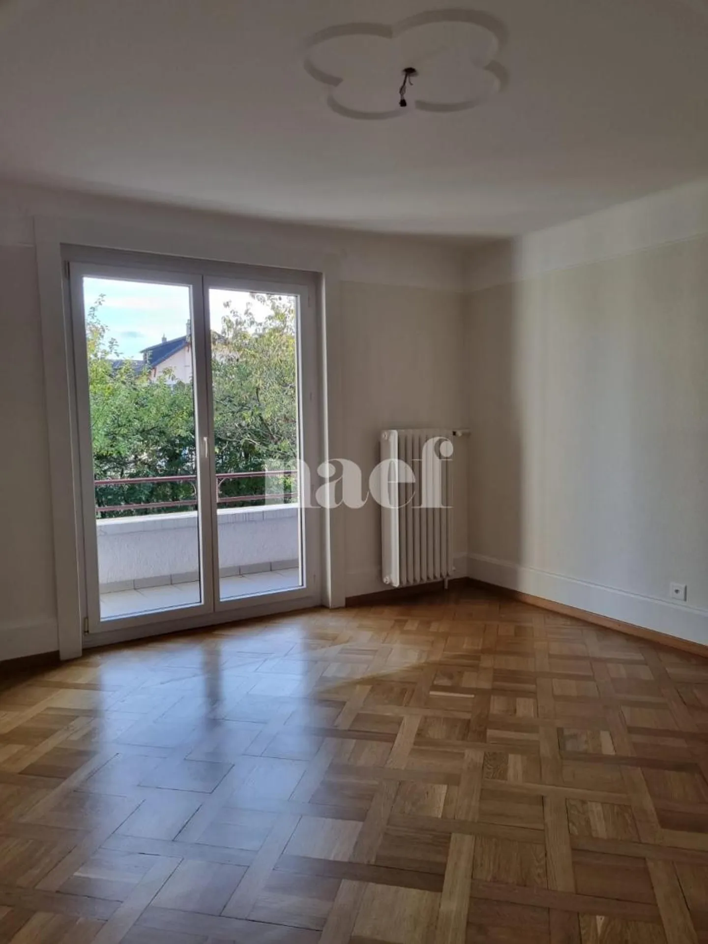 2-room apartment - Photo 3 of 6