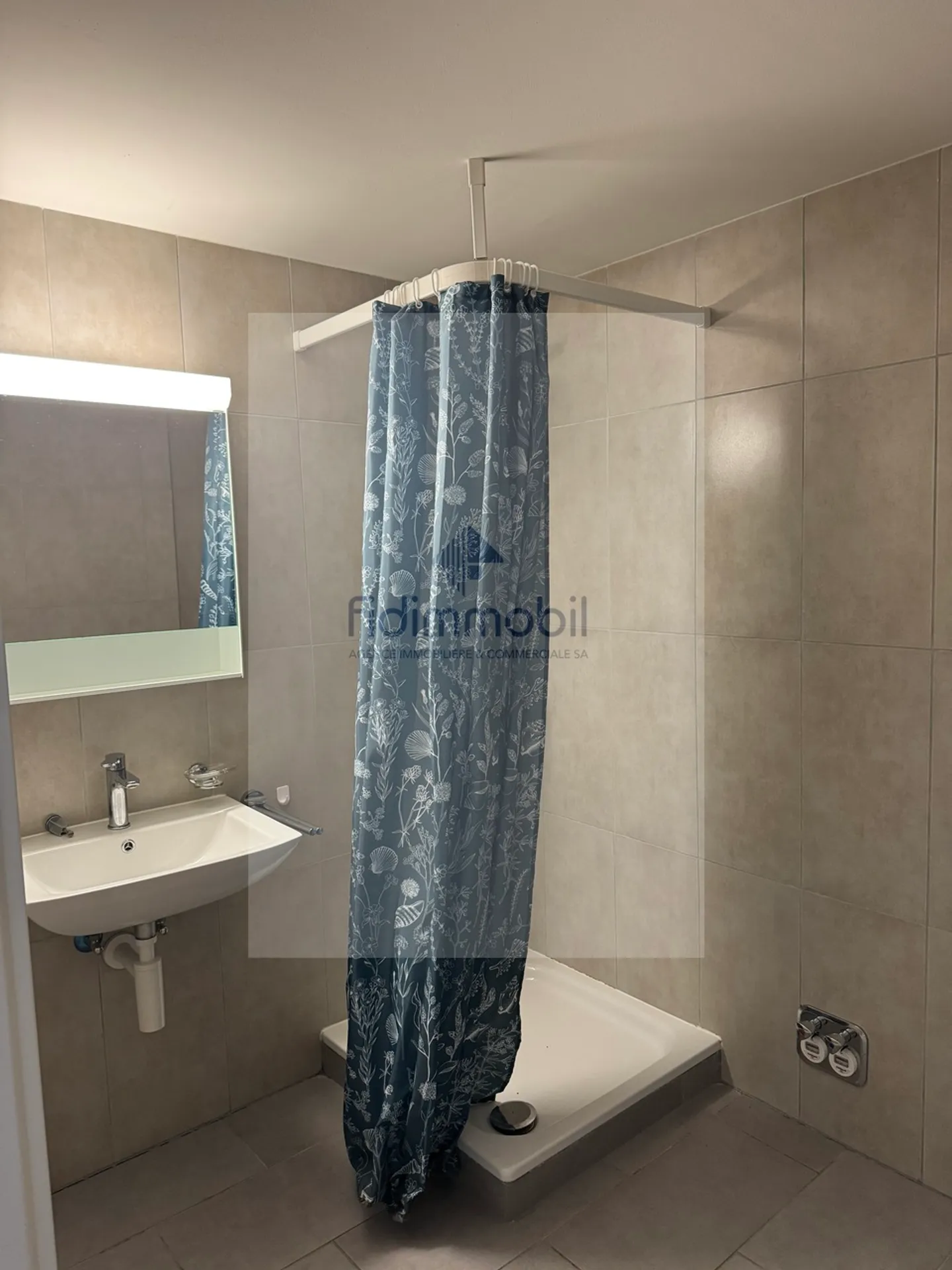 Appartamento in affitto - Foto 3 di 4