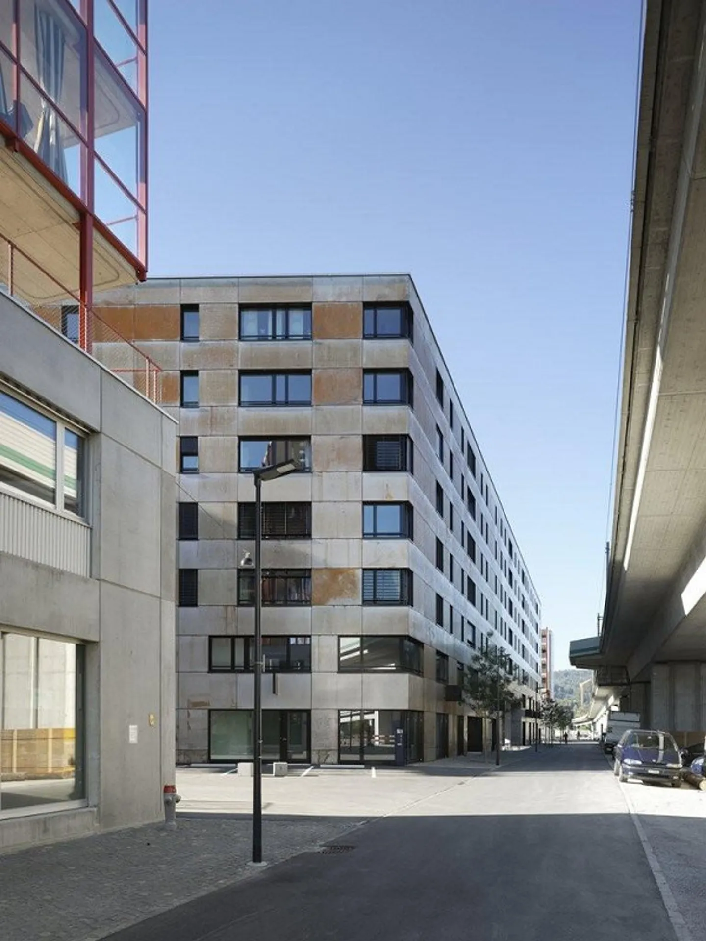 Attractive commercial space in the Zwicky area Dübendorf - Photo 1 of 3