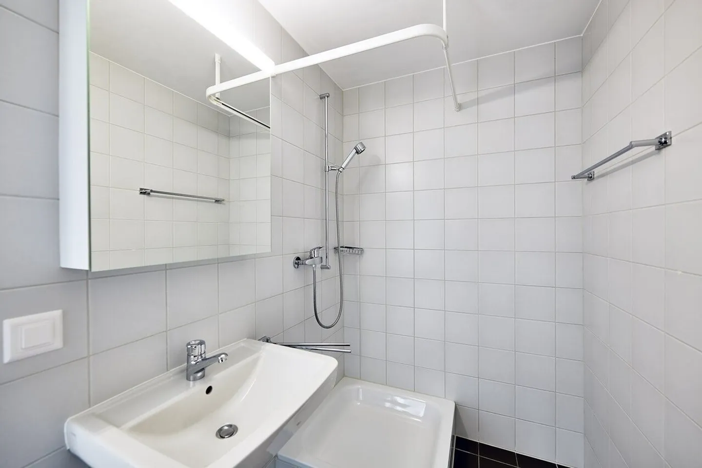 Charmant Appartement Moderne - Photo 3 sur 6