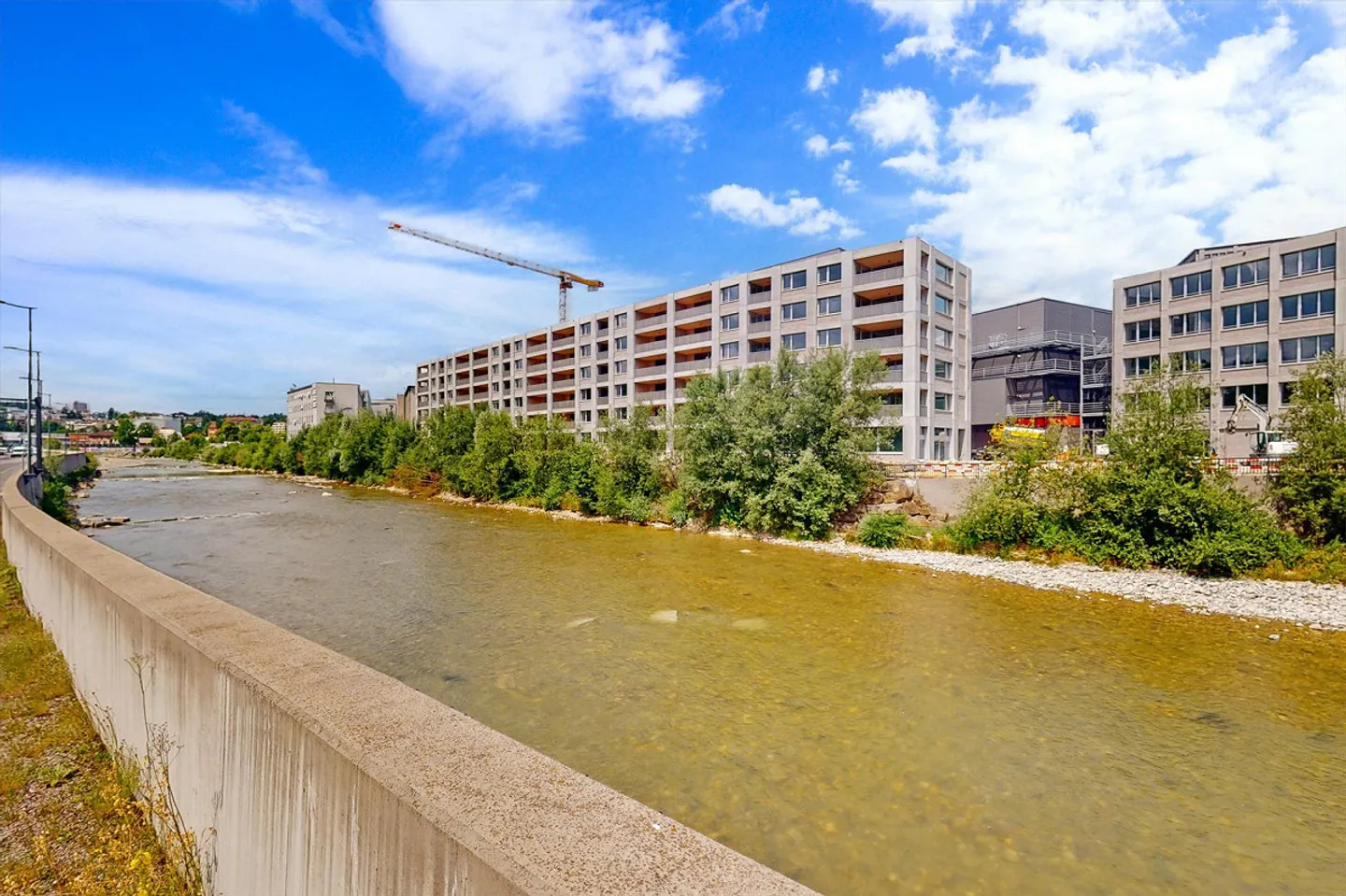 4VIERTEL  Stadtnah wohnen. Mit Pilatusblick und Flussrauschen. - Foto 1 von 7