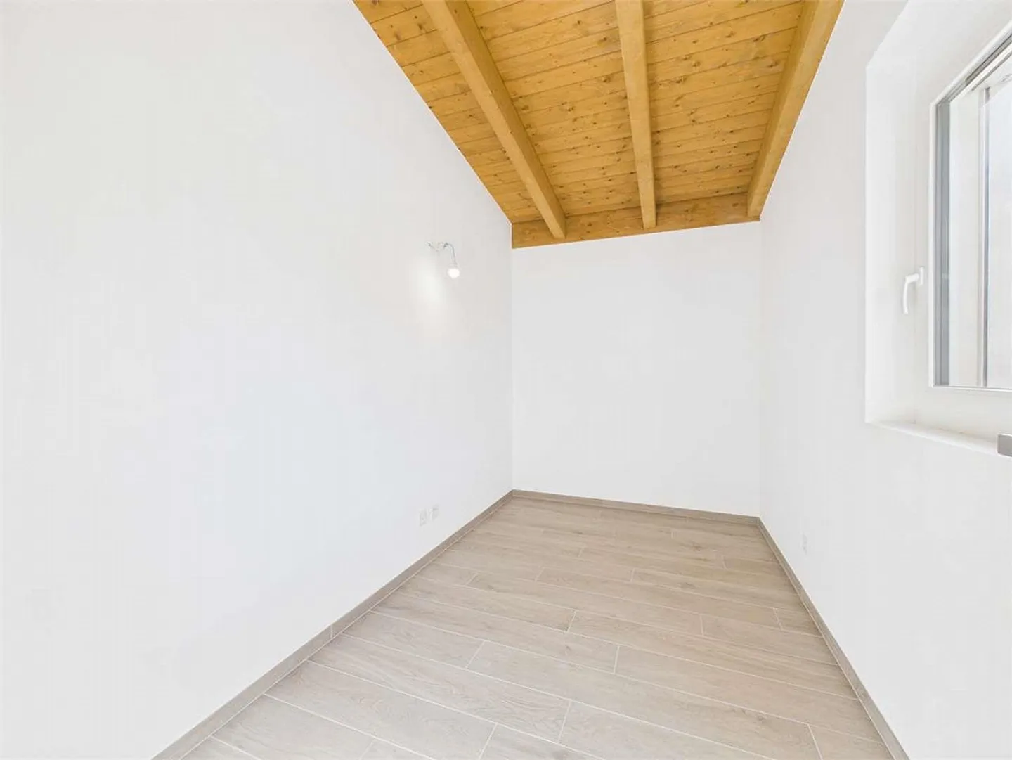 Schöne Villa in Sant'Antonino - Foto 8 von 13