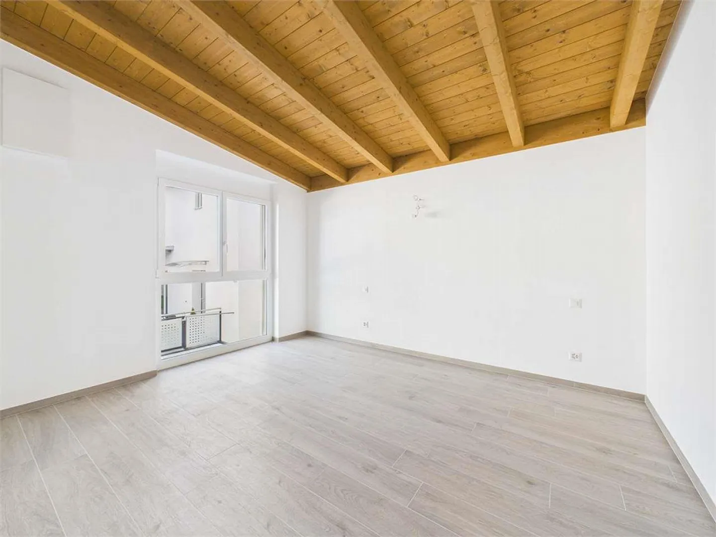 Schöne Villa in Sant'Antonino - Foto 9 von 13