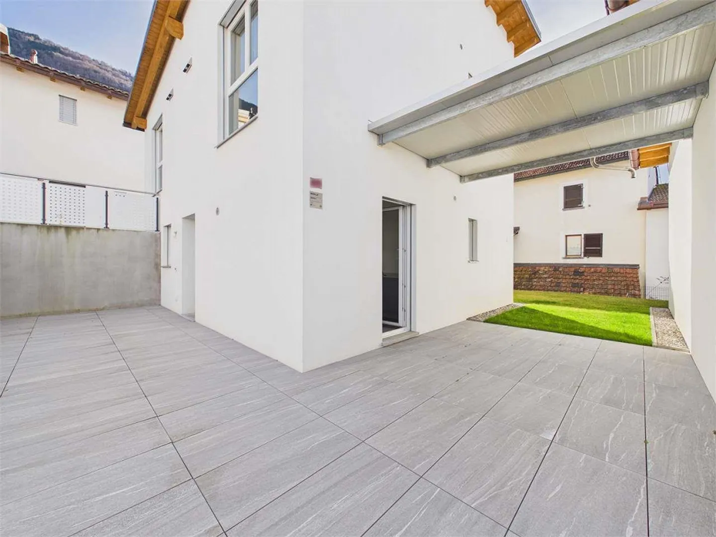 Schöne Villa in Sant'Antonino - Foto 12 von 13