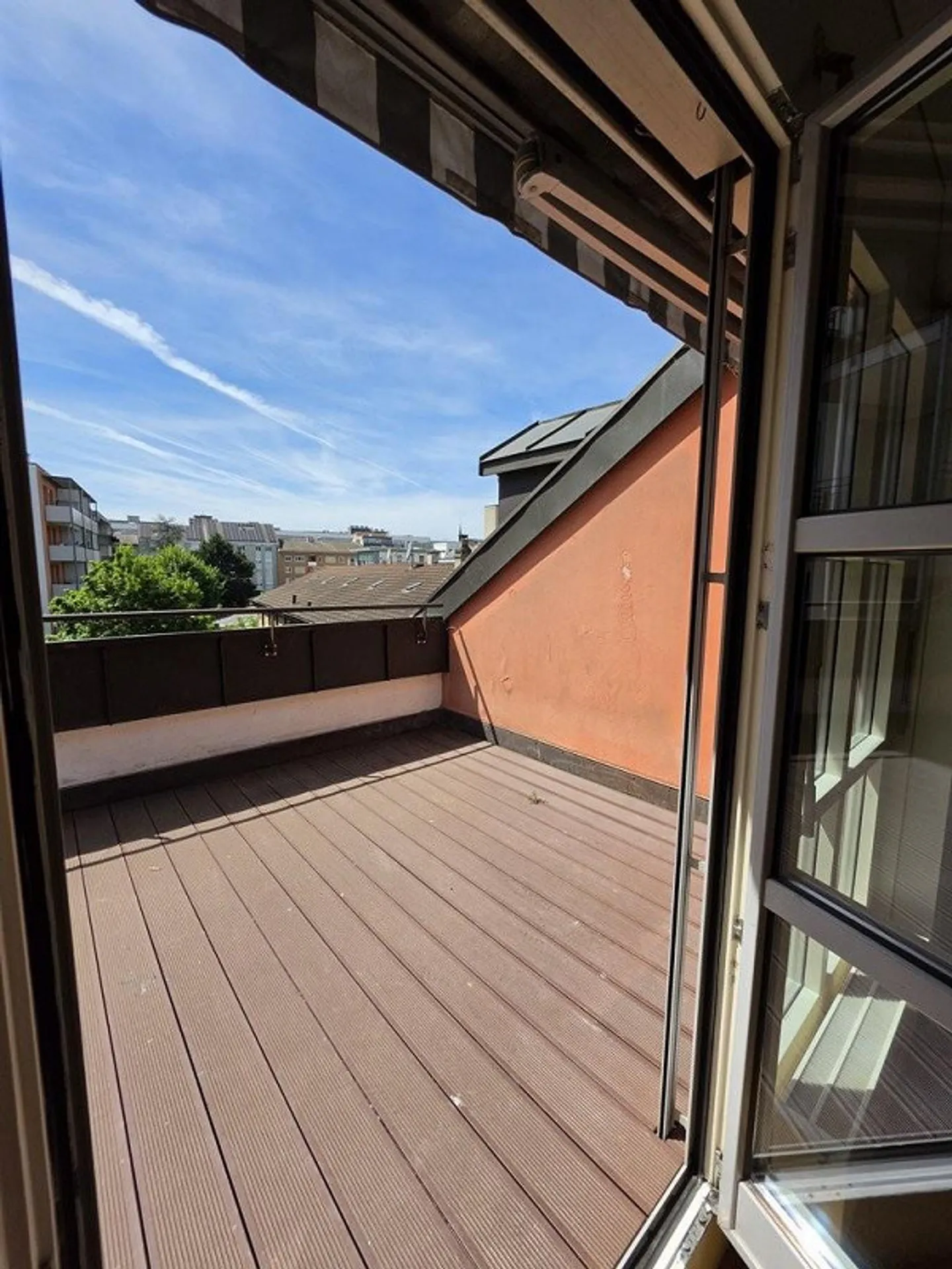 Stylish living over two floors near the fair - Photo 11 of 11