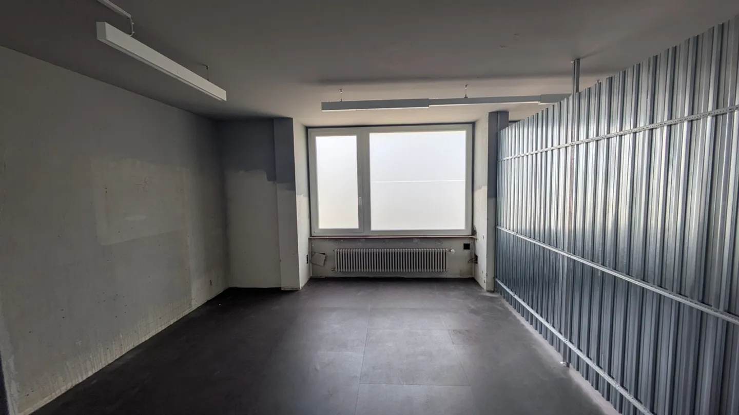 Magazzino riscaldato a Zurigo - Foto 1 di 8