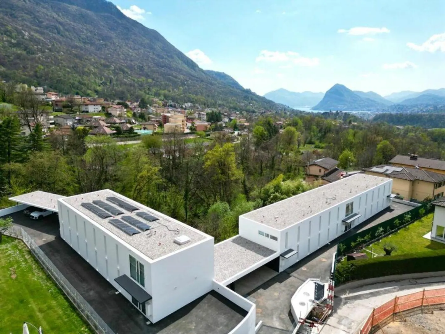 Wohnung mit Terrasse und herrlichem Blick auf Lugano und die Berge - Foto 7 von 8