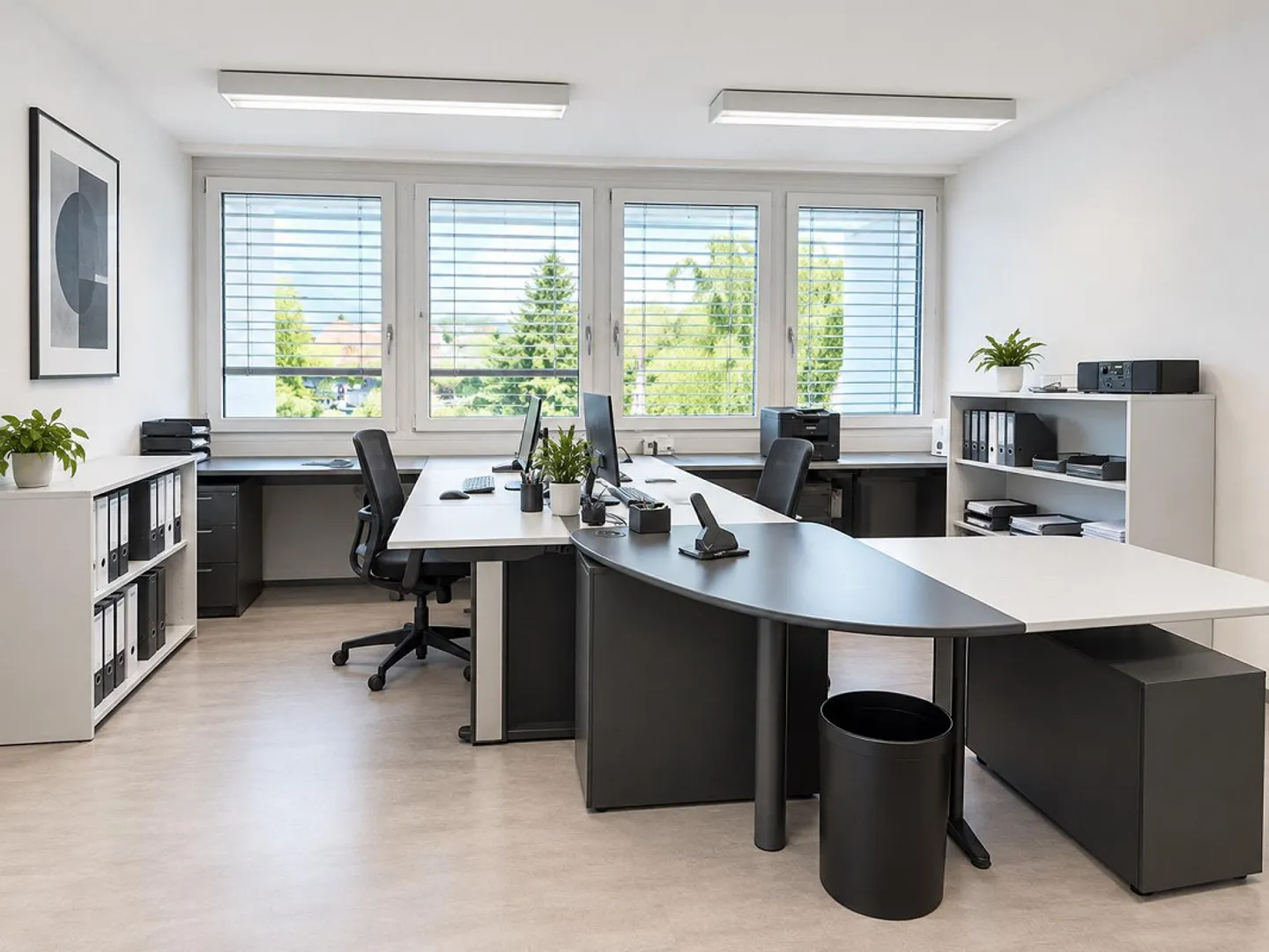 ATTRACTIVE OFFICE SPACE IN SEEBURGQUARTIER - Photo 3 of 3
