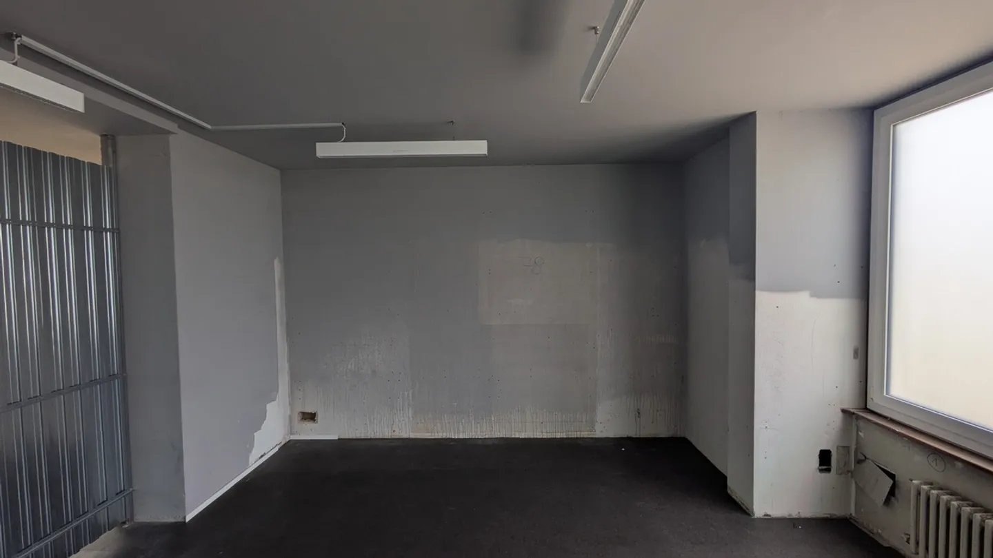 Magazzino riscaldato a Zurigo - Foto 2 di 8