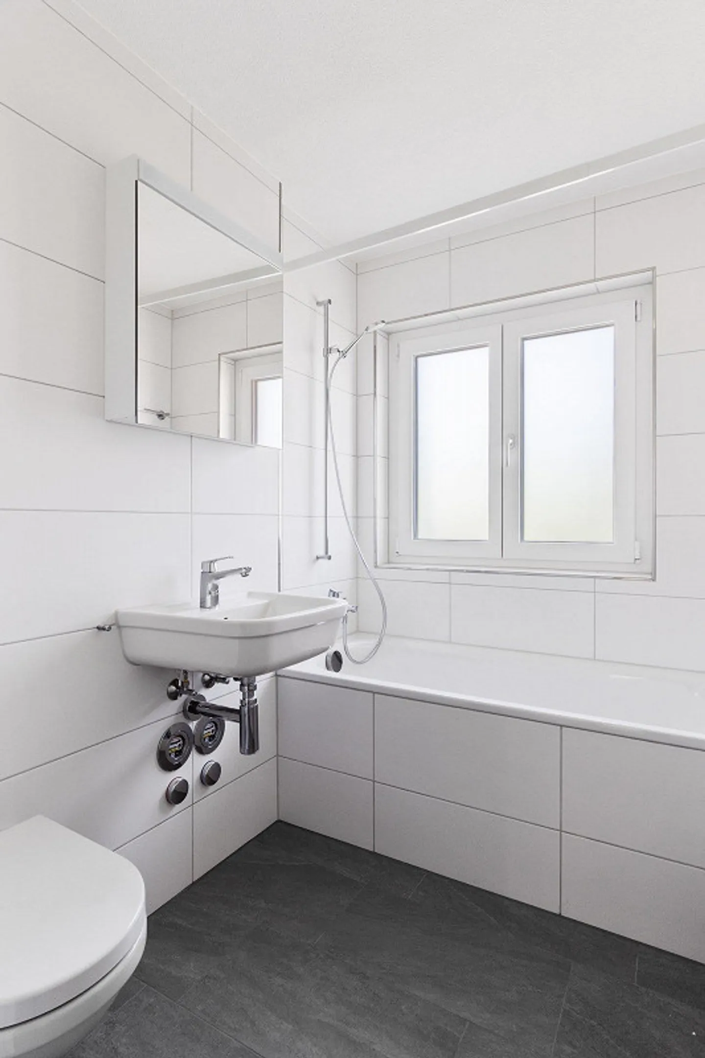 Modernes Apartment mit Balkon - Foto 3 von 5