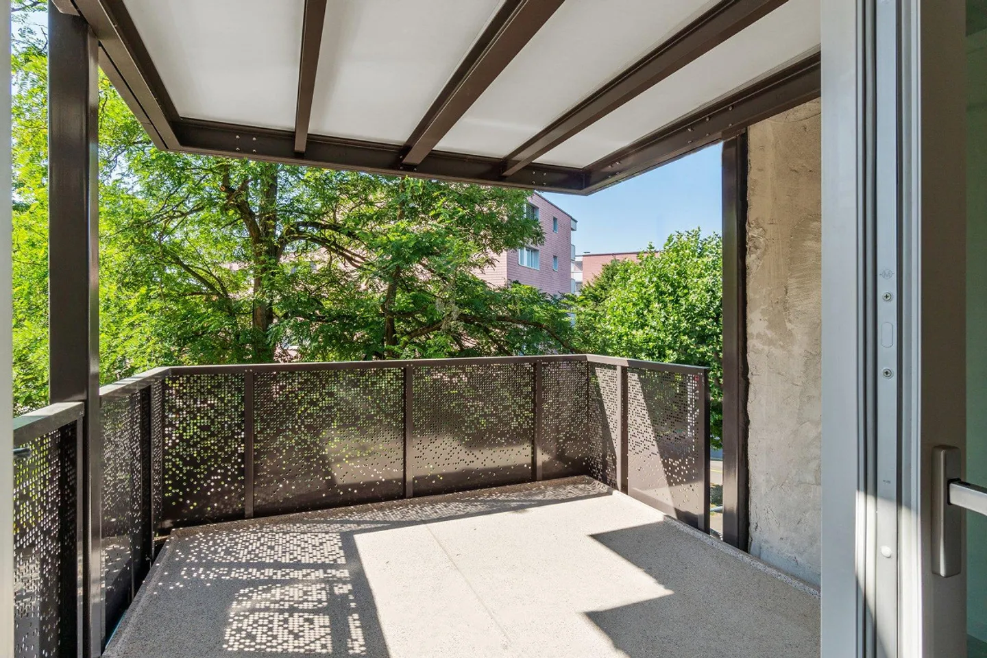 Modernes Apartment mit Balkon - Foto 5 von 5