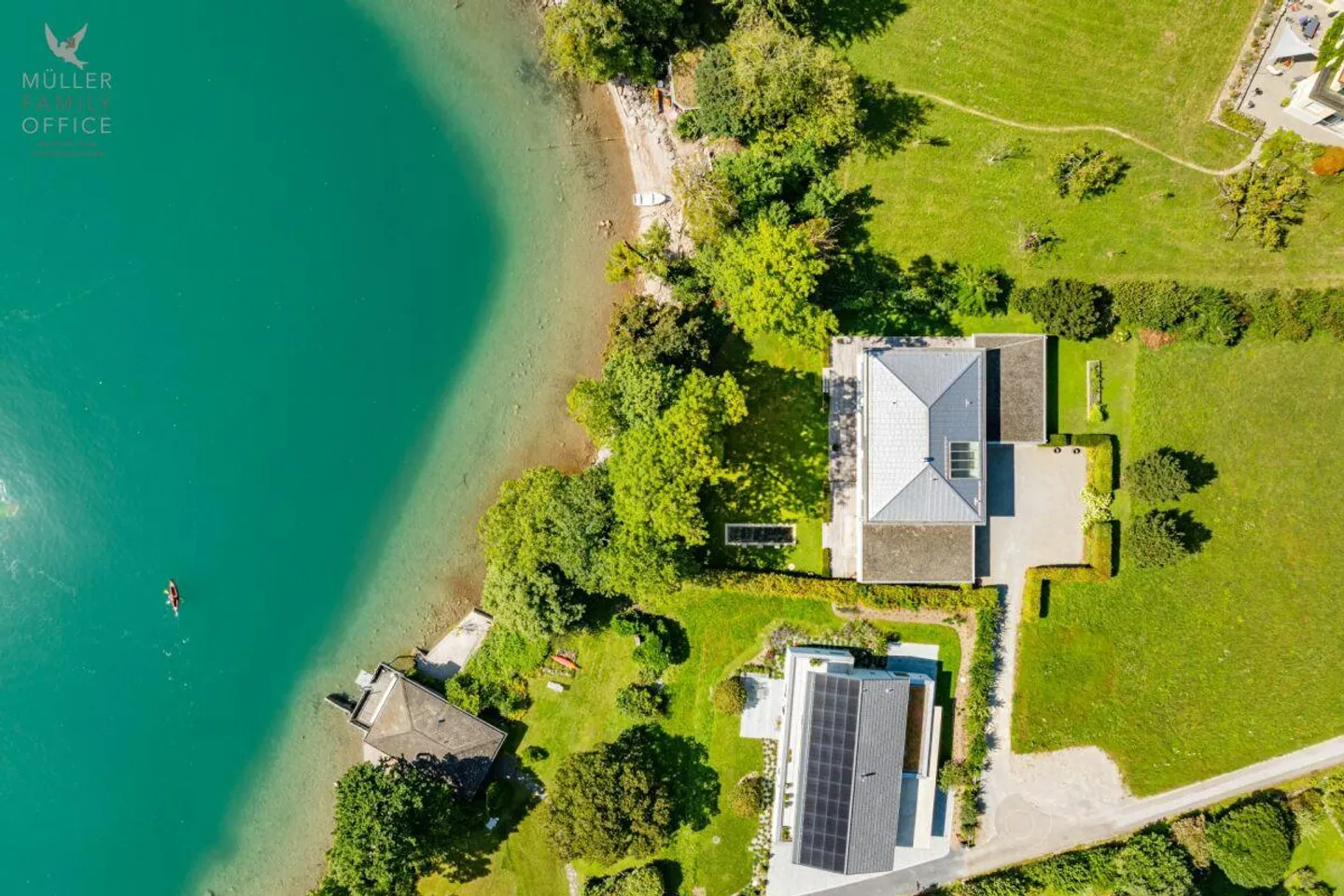 Luce, Aria, Lago: Villa esclusiva con accesso al lago e vecchi alberi - Foto 5 di 14