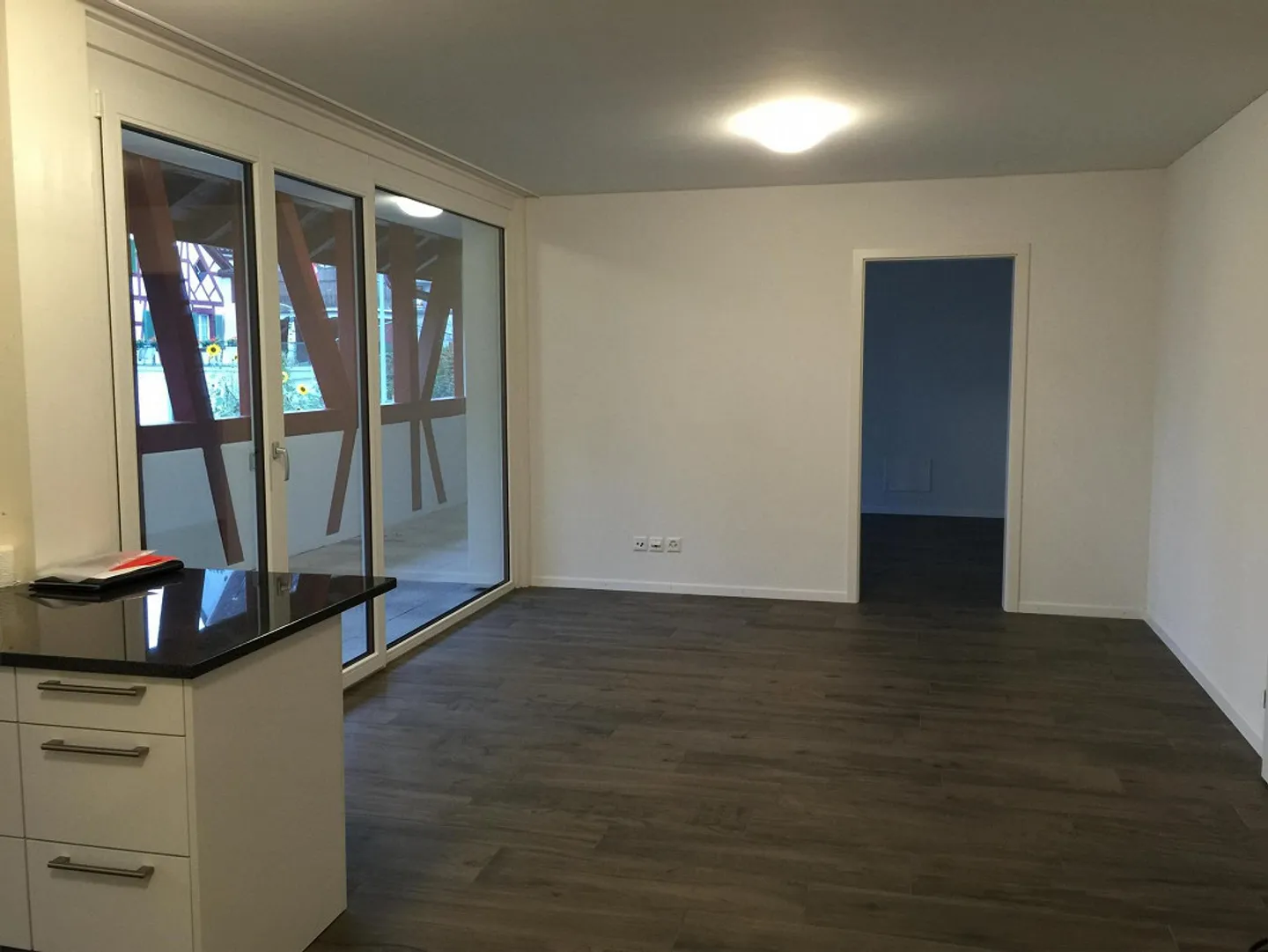 Appartamento affascinante in una posizione urbana con buona connessione ai mezzi pubblici - Foto 4 di 9