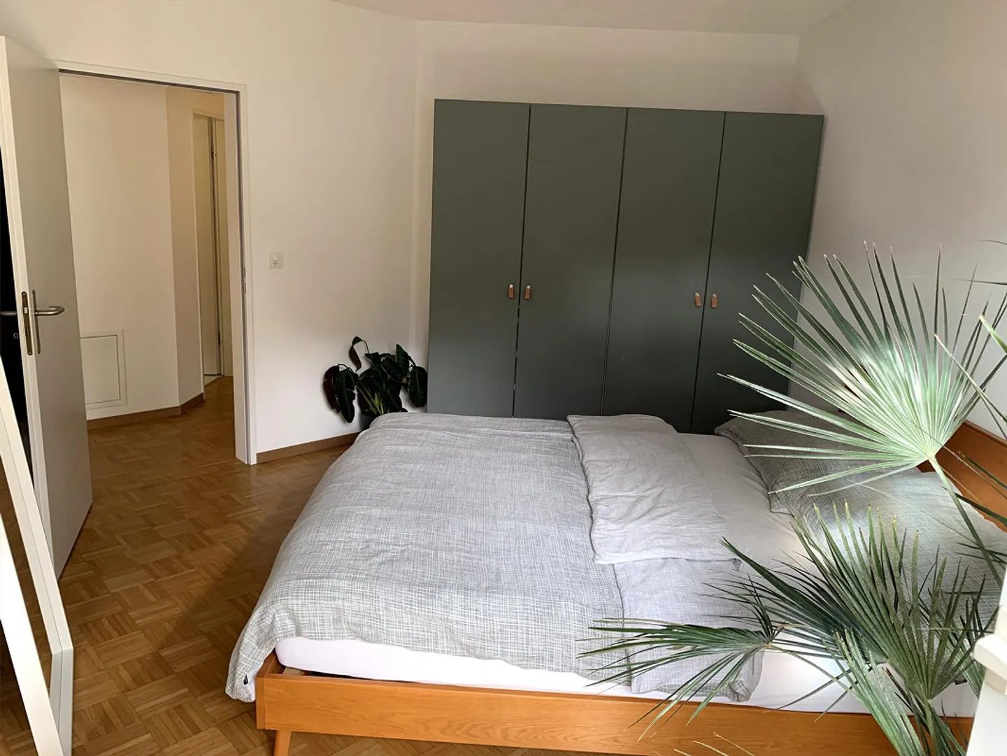 Furnished 2-Room Apartment with Central Location - Photo 5 of 7