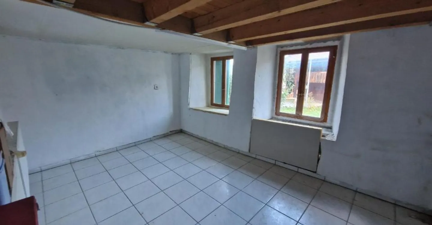 Opportunité de Rénovation Charmante - Photo 8 sur 12