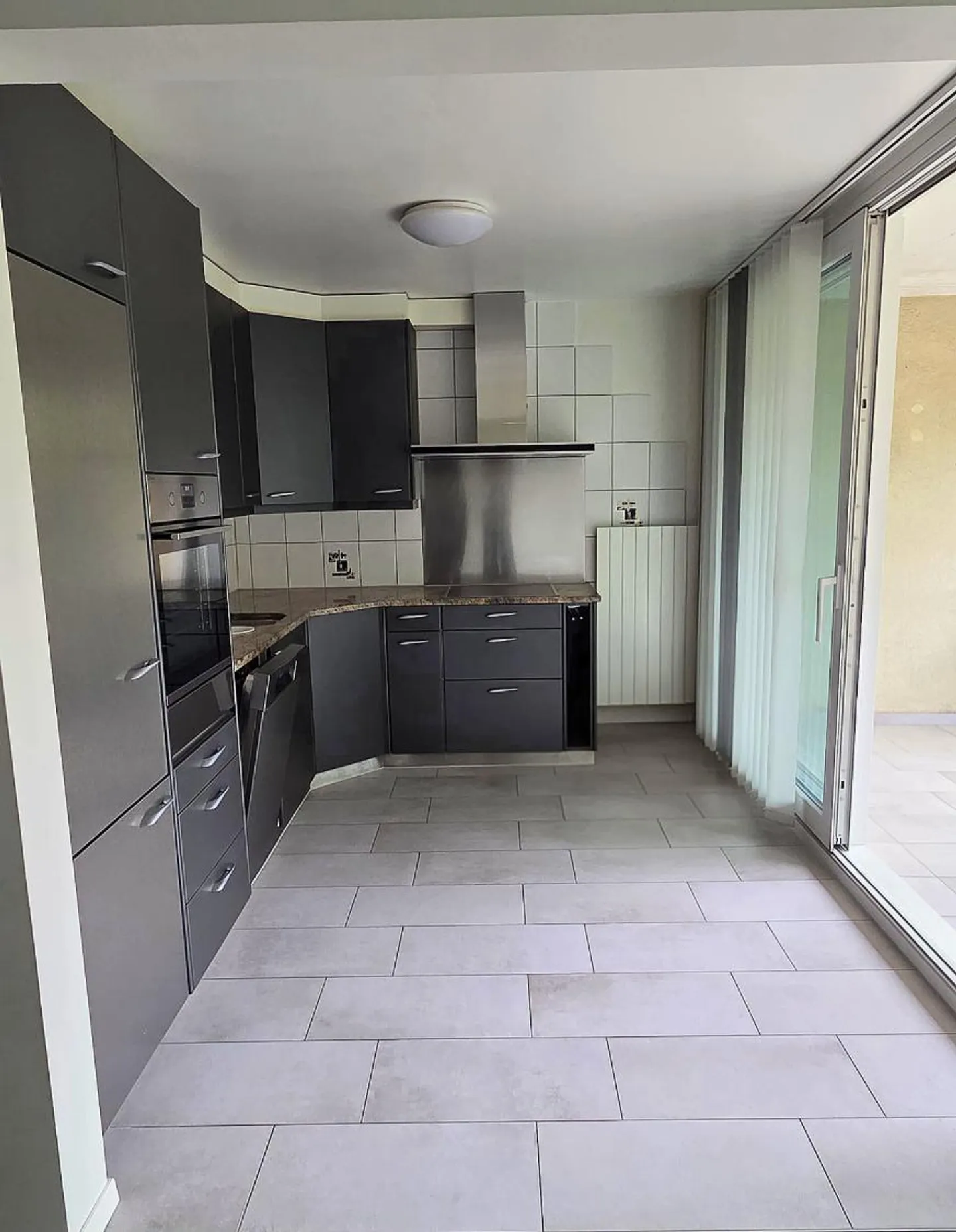 Charmant appartement 3.5 pièces - Photo 2 sur 12