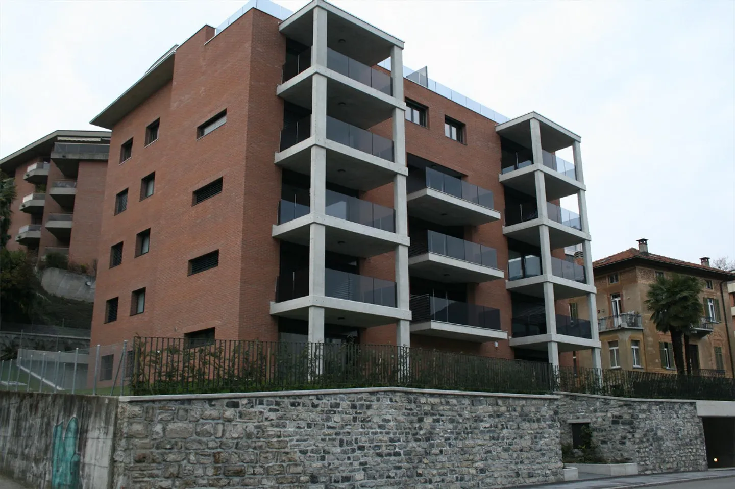 Spazioso appartamento 2.5 locali - Foto 1 di 8