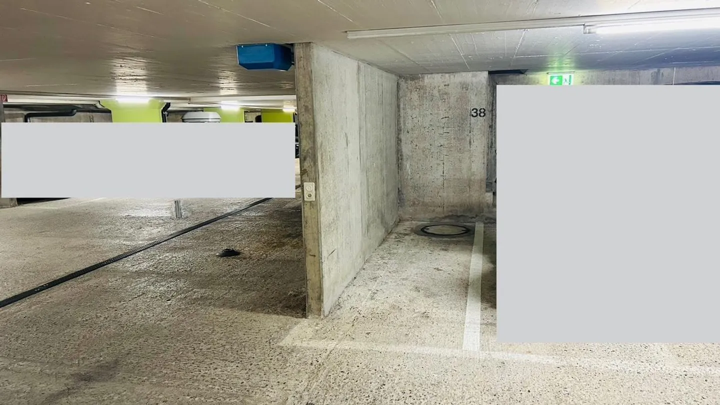 Ready for the motorcycle season 2025? We have the perfect motorcycle parking space for you! - Photo 2 of 2