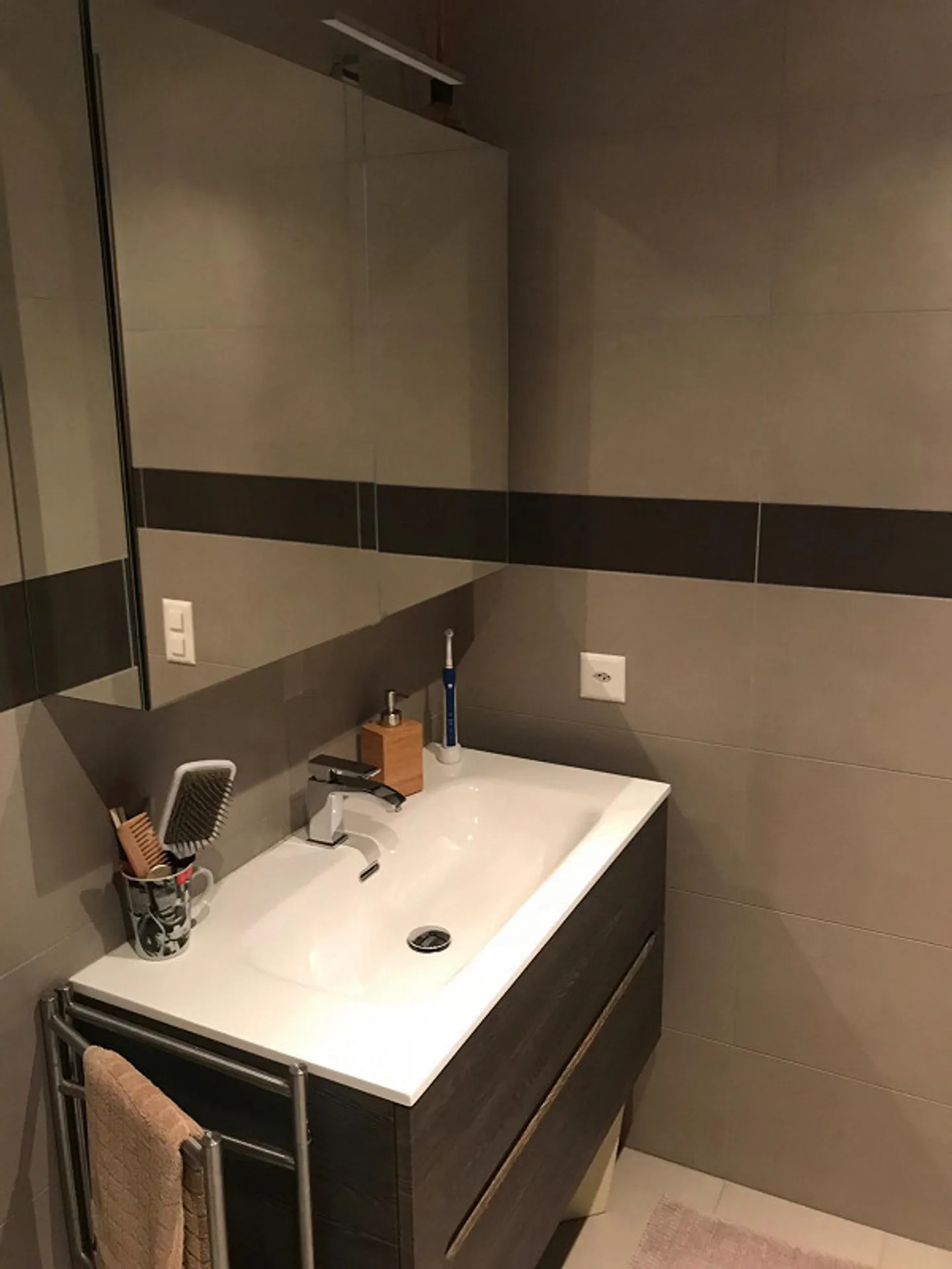 Spazioso appartamento 2.5 locali - Foto 8 di 8