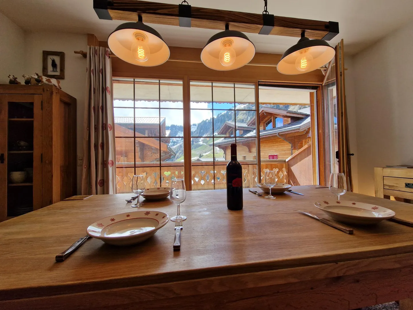 Magnificent Ski-in/Ski-out Apartment in the Heart of Les Crosets, Portes du Soleil - Photo 7 of 19