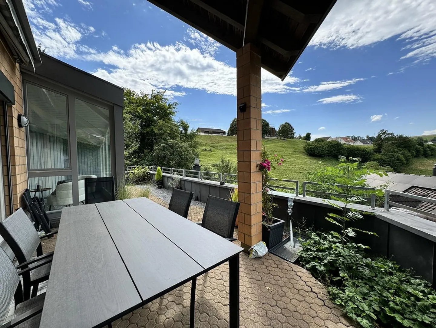 6 1⁄2 EFH Located in the Green with Unobstructed View - Photo 10 of 17