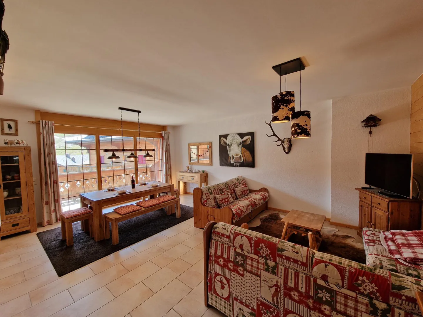 Magnificent Ski-in/Ski-out Apartment in the Heart of Les Crosets, Portes du Soleil - Photo 12 of 19