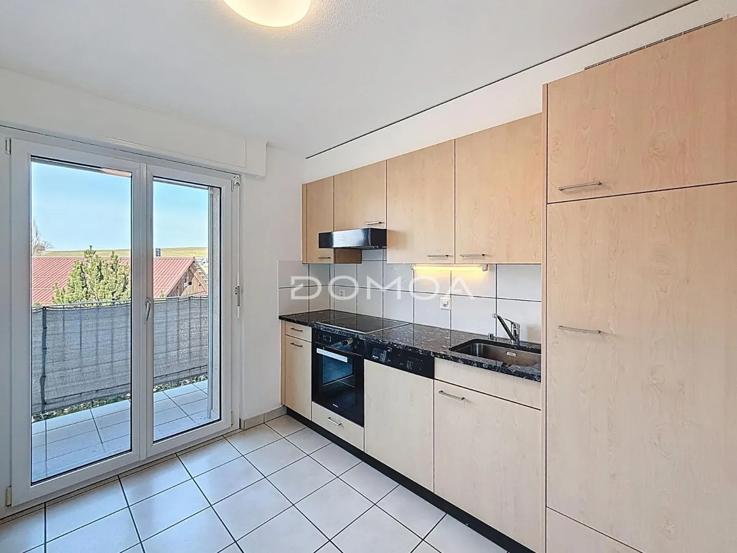 Renoviertes Apartment mit Aussicht - Foto 2 von 11