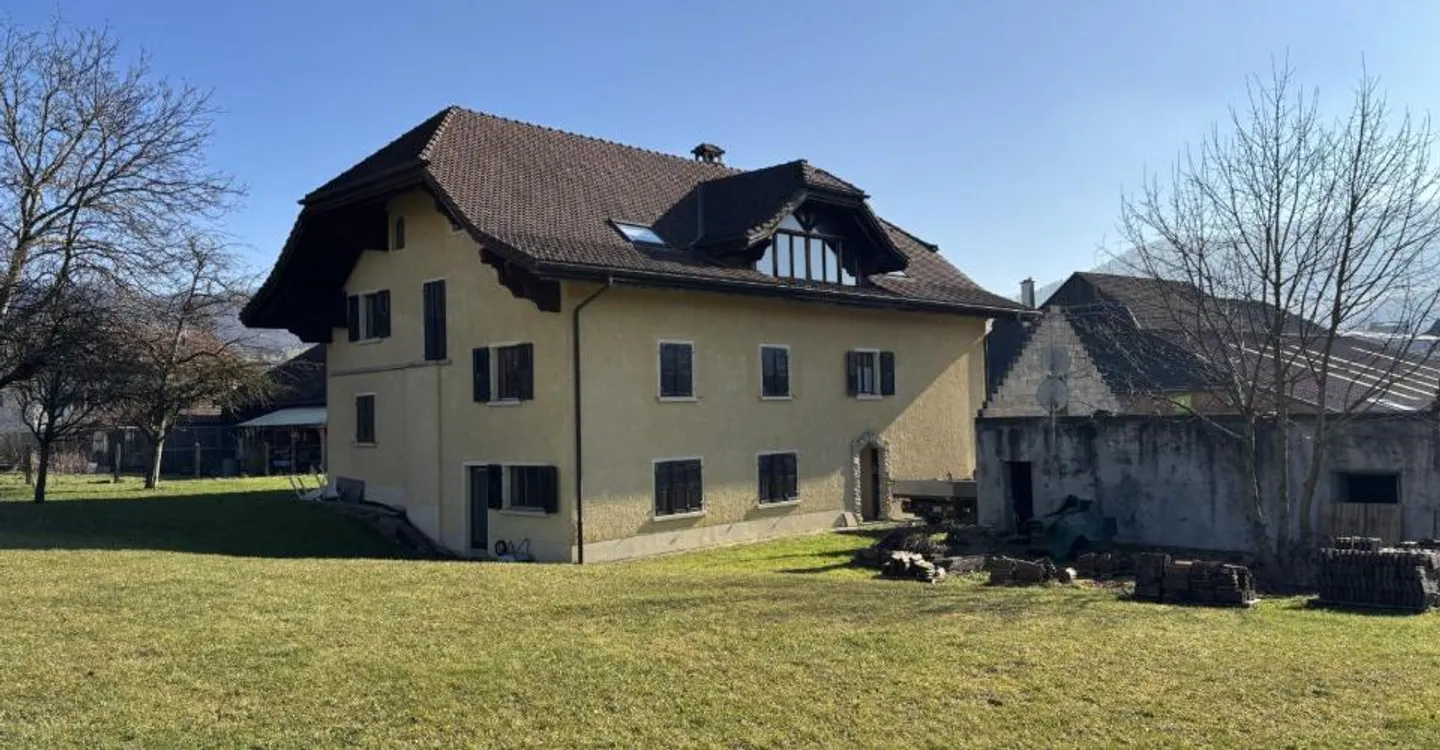 Charming Detached House in Courgenay - Photo 1 of 13