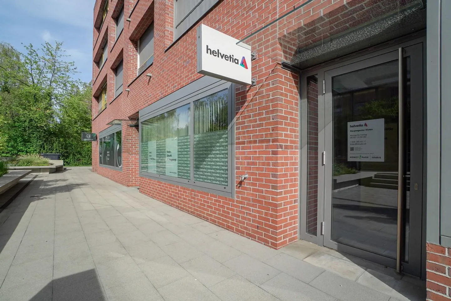 Helle Bürofläche in Kloten - Foto 1 von 11