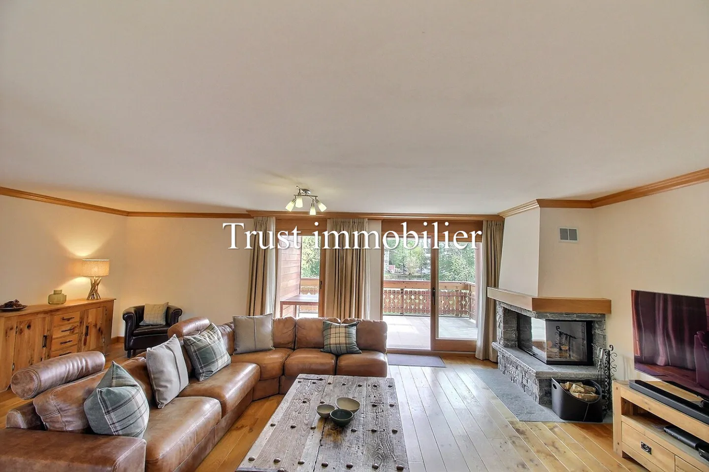 5003. Appartamento doppio al piano terra nel centro di Crans - Foto 6 di 14