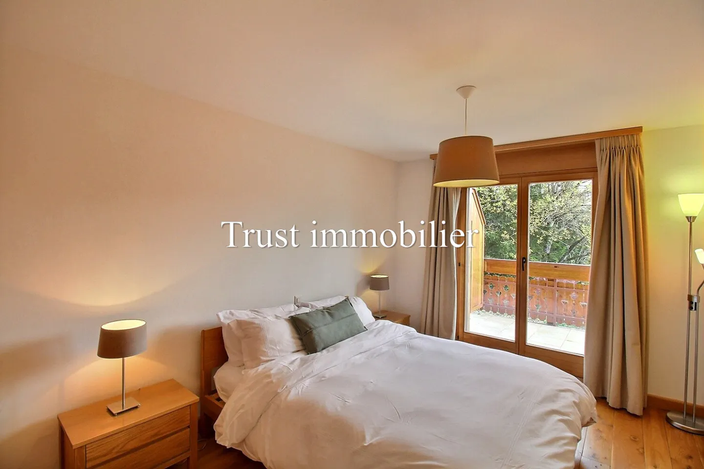 5003. Appartamento doppio al piano terra nel centro di Crans - Foto 9 di 14