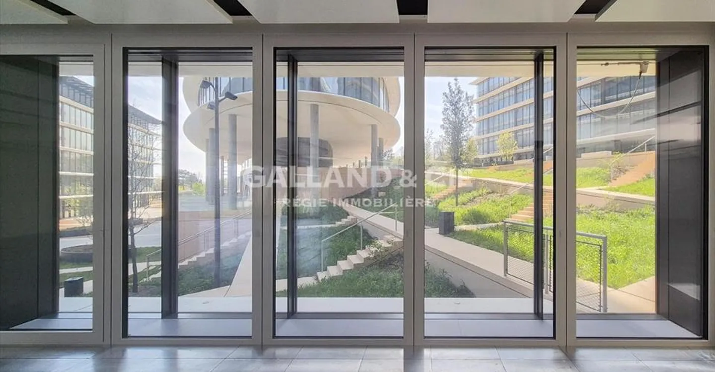 Bureau à louer - Photo 1 sur 4