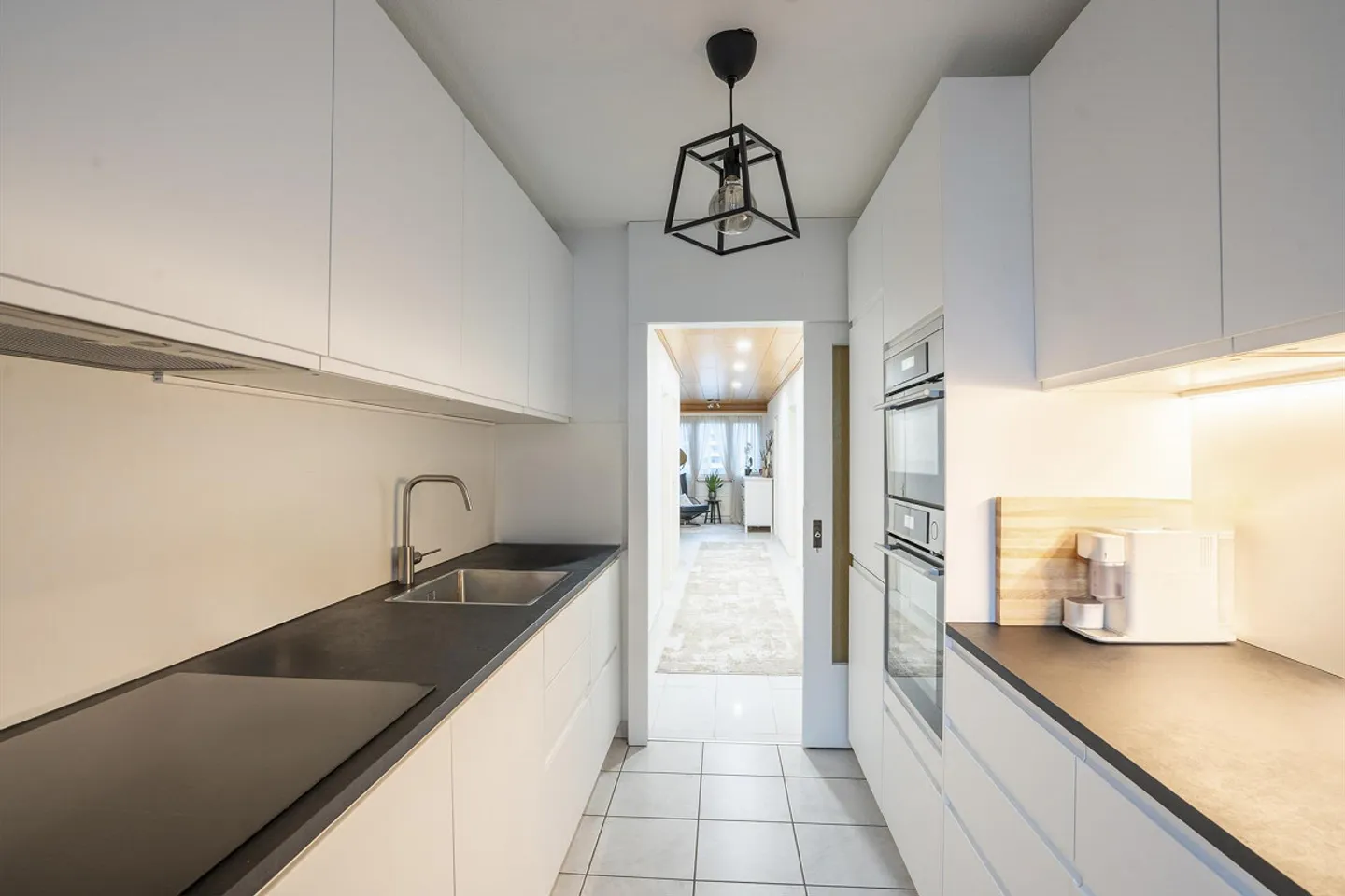 Appartamento ristrutturato e ben curato di 4,5 stanze con vista panoramica - Foto 1 di 14