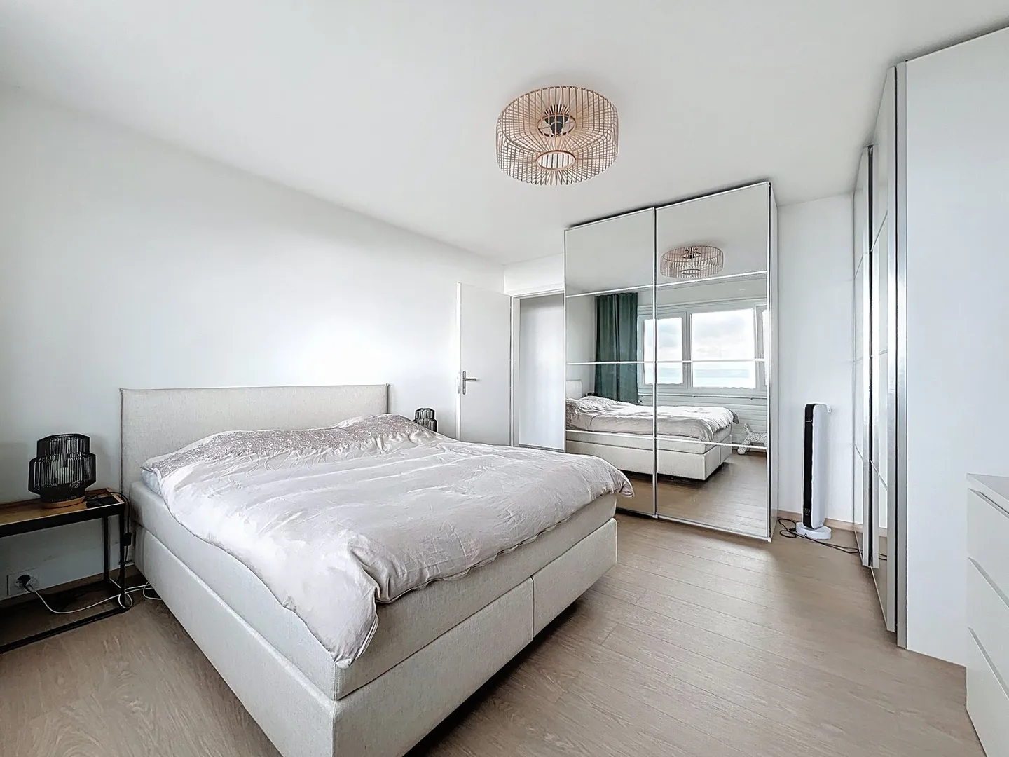 Appartamento straordinario a Neuchâtel - 4,5 stanze - Vista panoramica sul lago e le Alpi - Foto 5 di 11