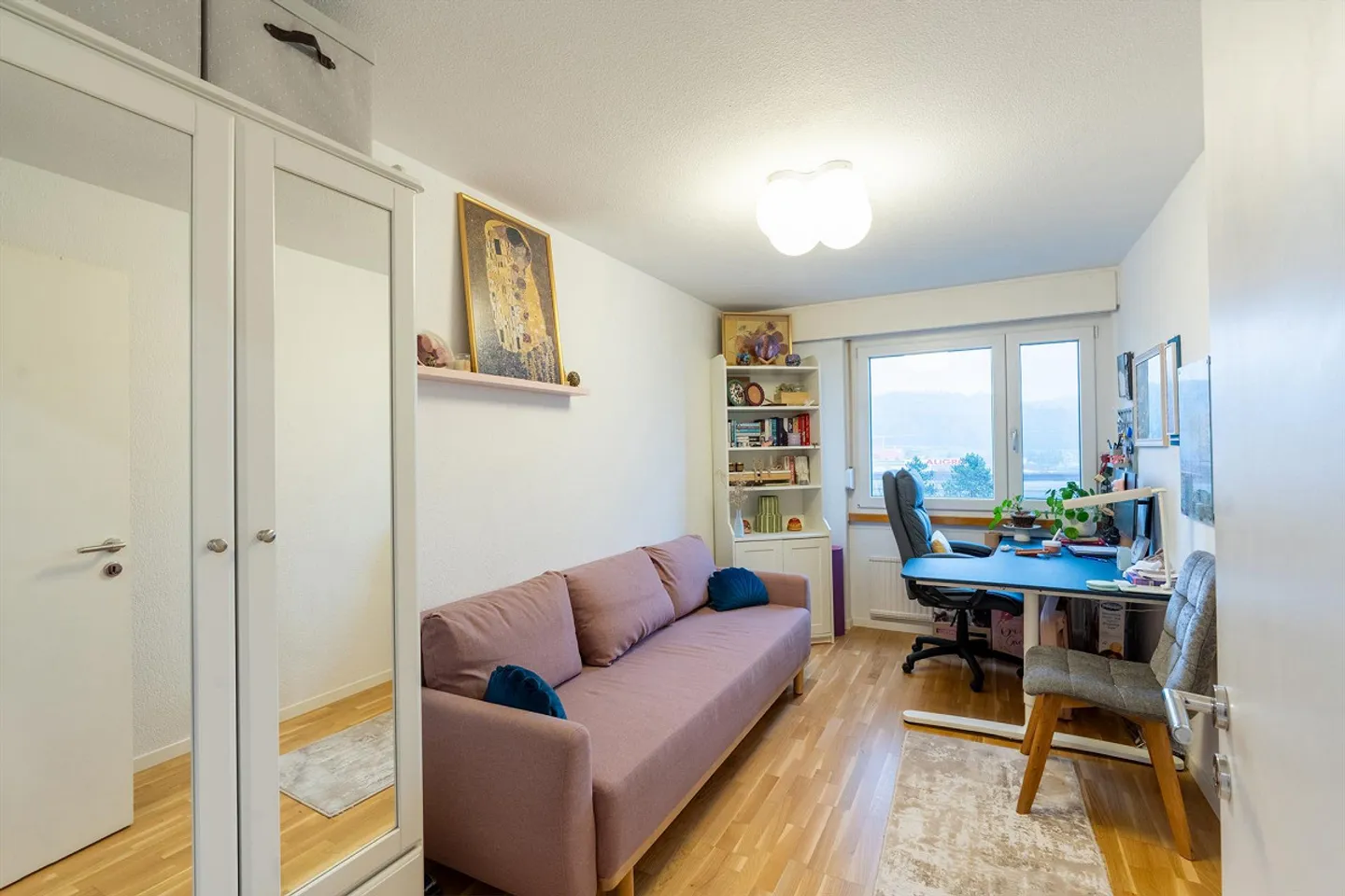 Appartamento ristrutturato e ben curato di 4,5 stanze con vista panoramica - Foto 6 di 14