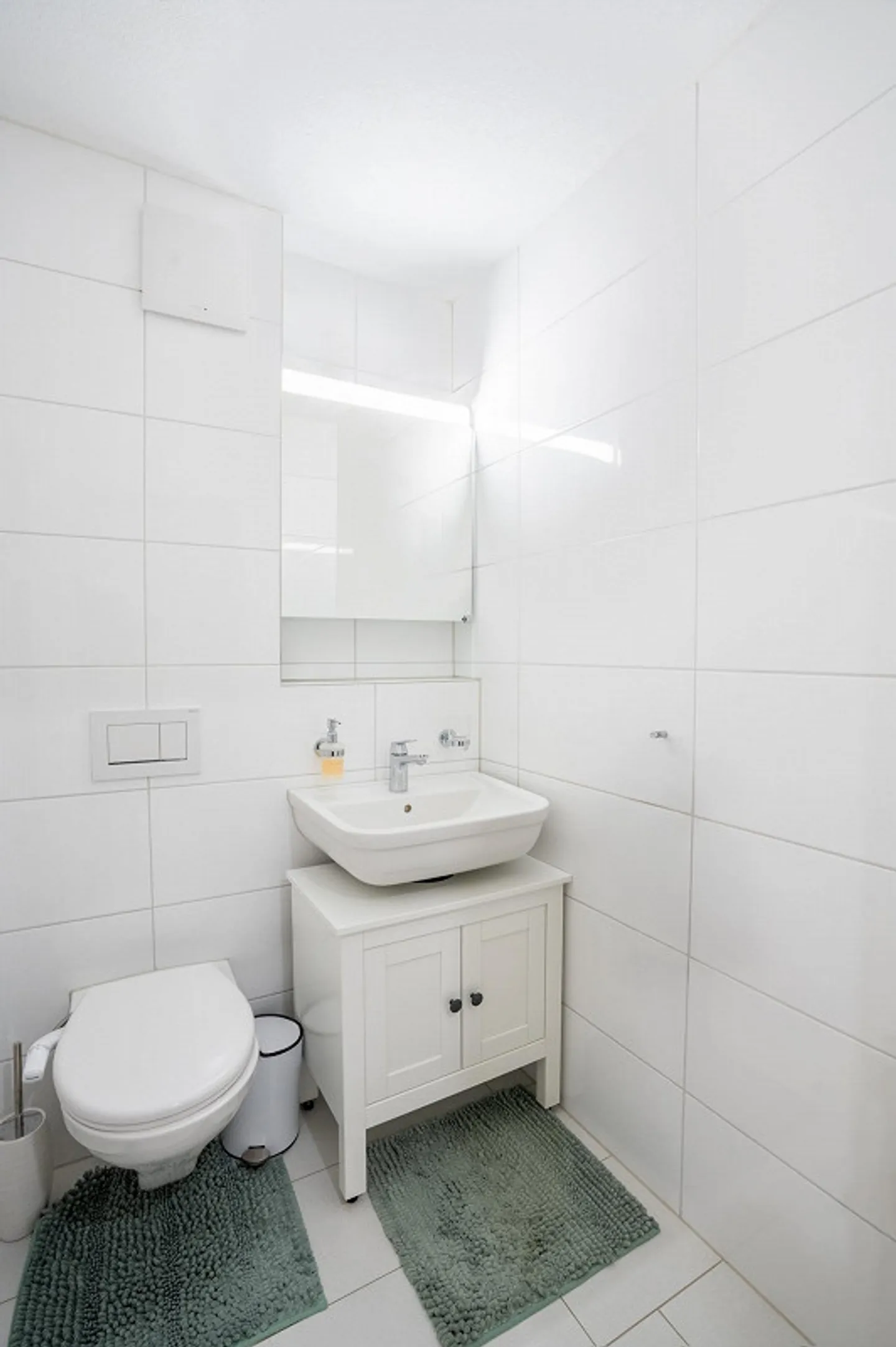 Appartamento ristrutturato e ben curato di 4,5 stanze con vista panoramica - Foto 8 di 14