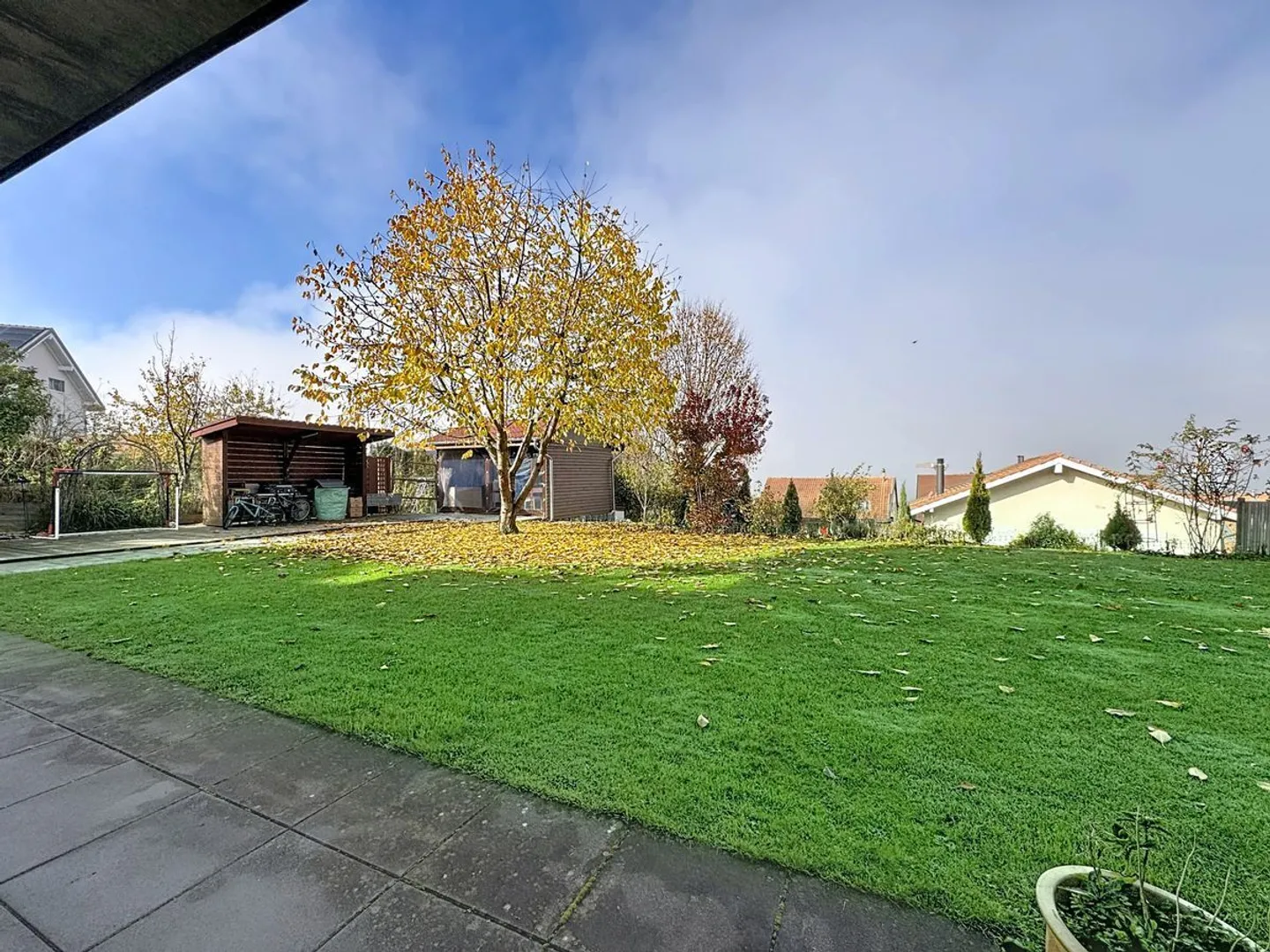 Appartement spacieux avec jardin - Photo 1 sur 11