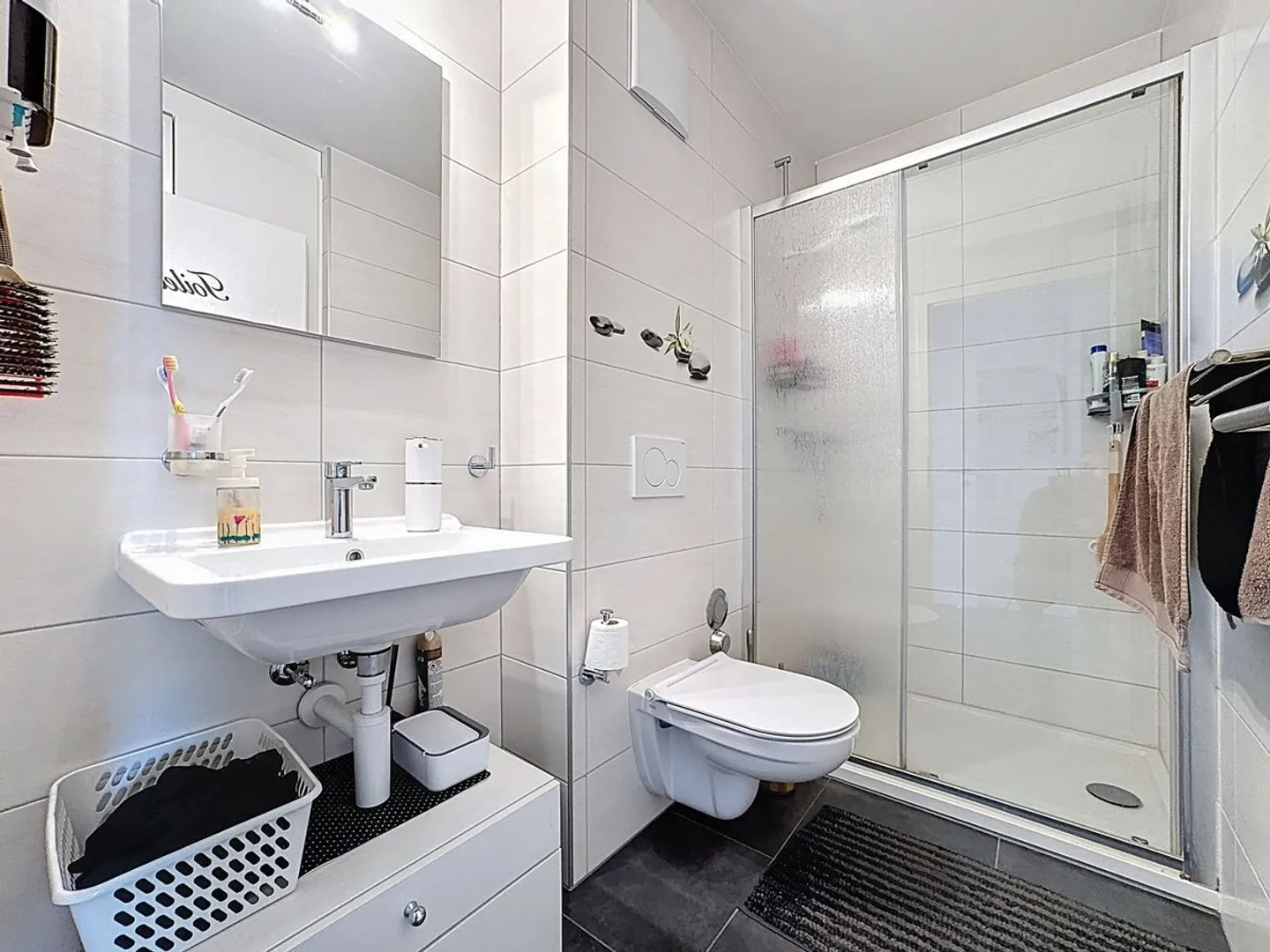 Appartement spacieux avec jardin - Photo 9 sur 11