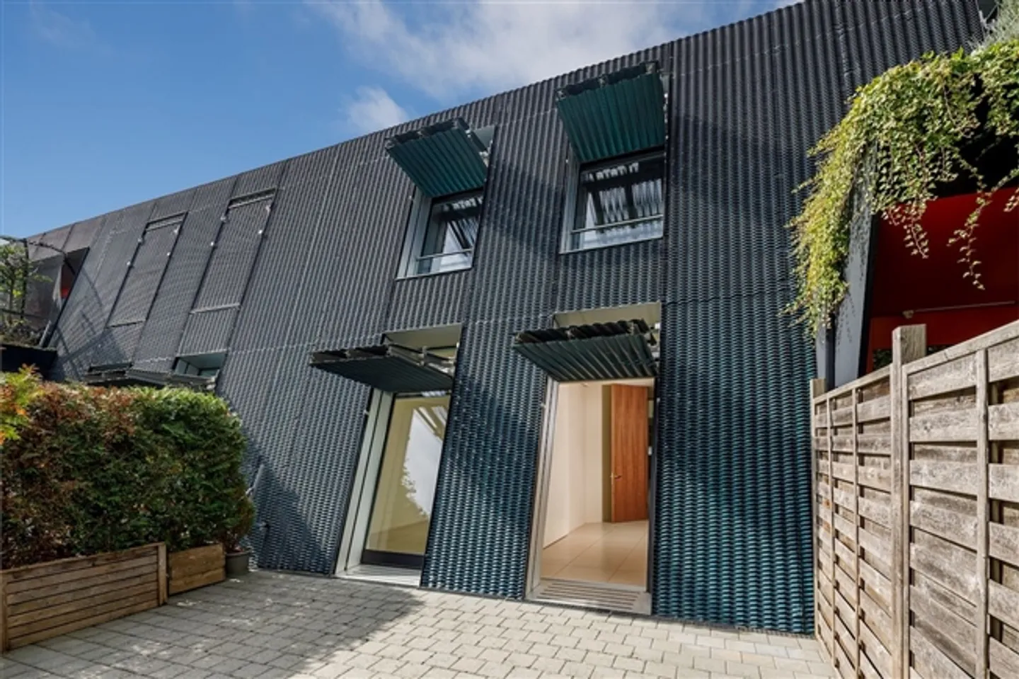 Large, modern 6.5 room apartment - limited rental 12 - 24 months - Photo 10 of 13