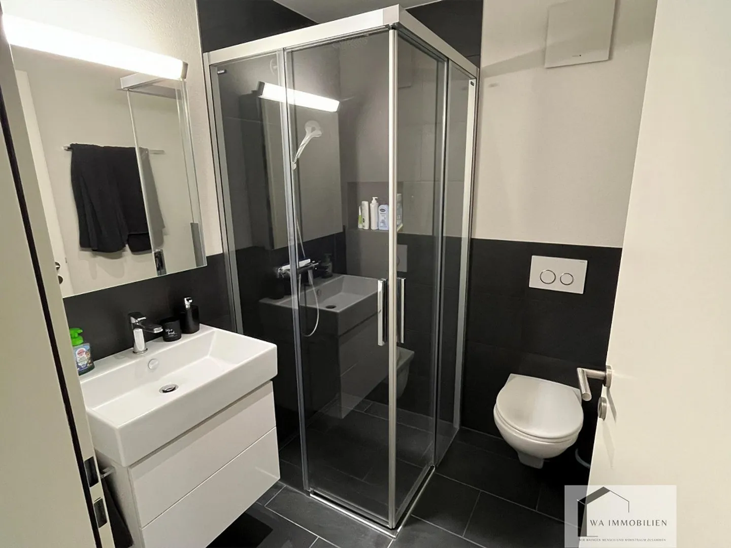 Appartamento moderno con grande giardino incluso hobby room e 2 EHP - Foto 5 di 13