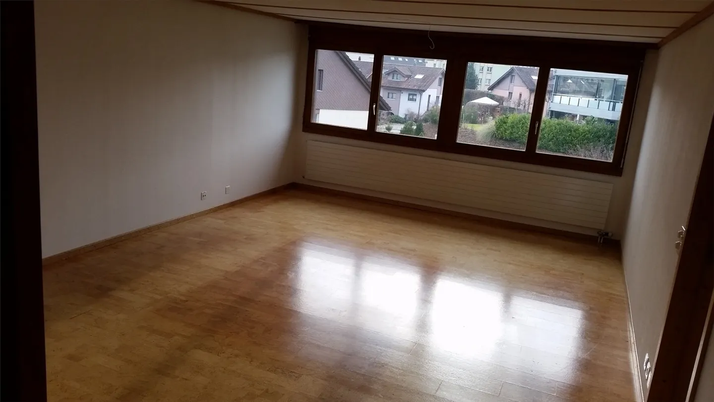 Spacious 4 1/2-room apartment in the green - Photo 8 of 19